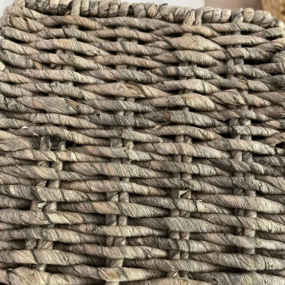 🌿Boho Style Basket/Planter/Trash Can🌿 - Picture 5 of 6